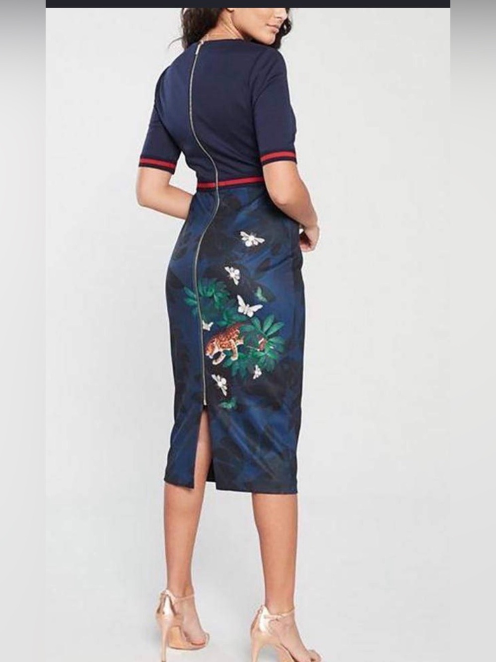 Ted Baker london Yalila Houdini
Sheath Dress